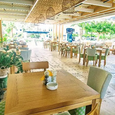 Pela Sofia Hotel 3*