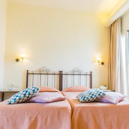 Hotell Pela Sofia 3*