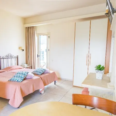 Hotell Pela Sofia Stalida